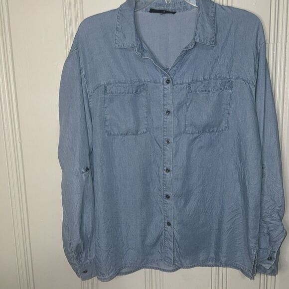 Jane & Delancey Button Down Blue Top Size Medium - Picture 2 of 5